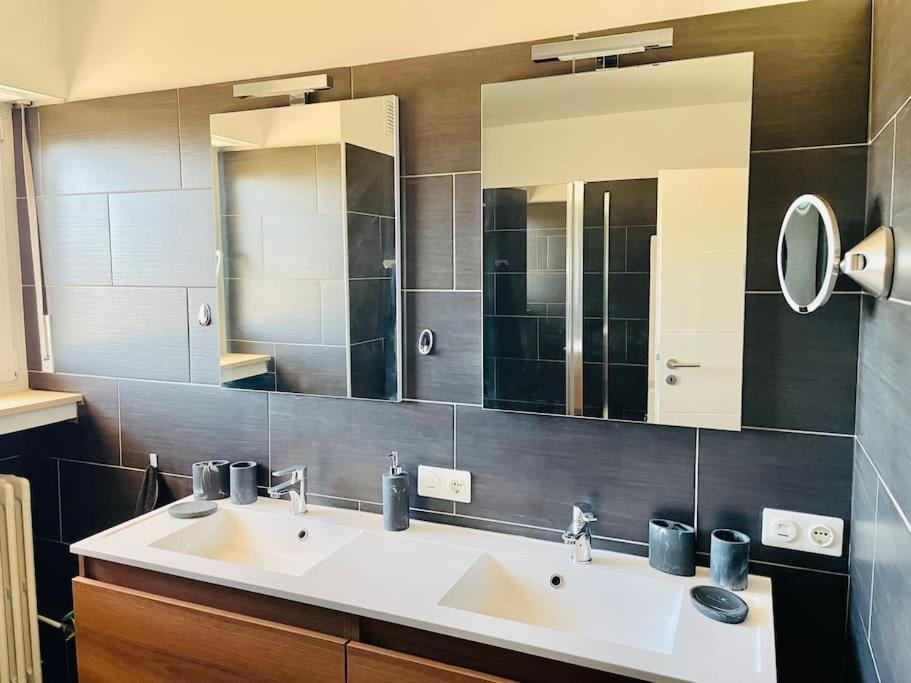 Big Penthouse 2 Bedrooms In Center With Parking And Largeterrace-41 卢森堡 外观 照片